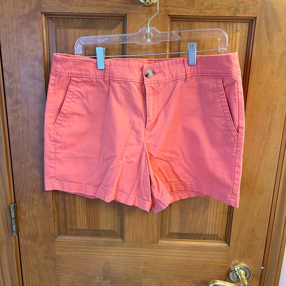 Liz Claiborne Chino shorts! Size 12!.